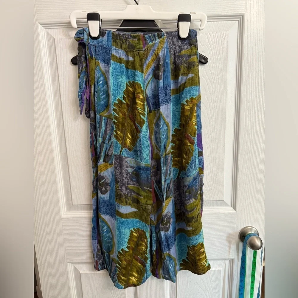Revue Vintage Wrap maxi Tropical floral water color print skirt size small Surf